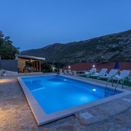 Holiday Home Dijamant Kucice Ngoại thất bức ảnh