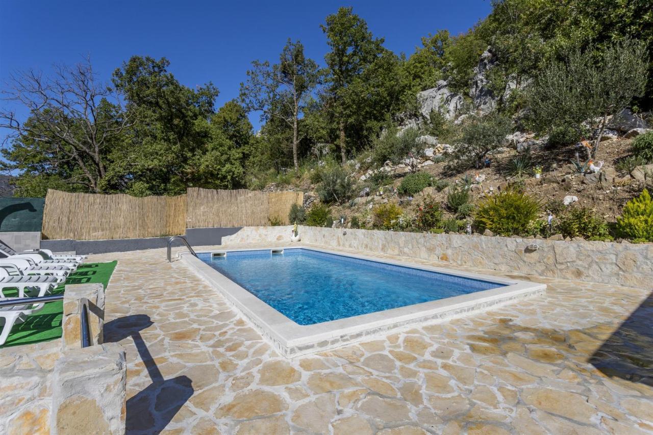 Holiday Home Dijamant Kucice Ngoại thất bức ảnh
