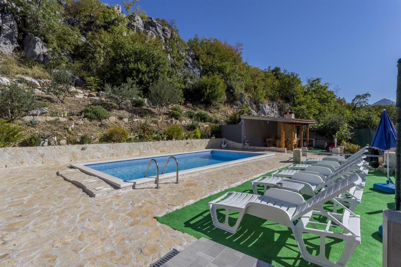 Holiday Home Dijamant Kucice Ngoại thất bức ảnh