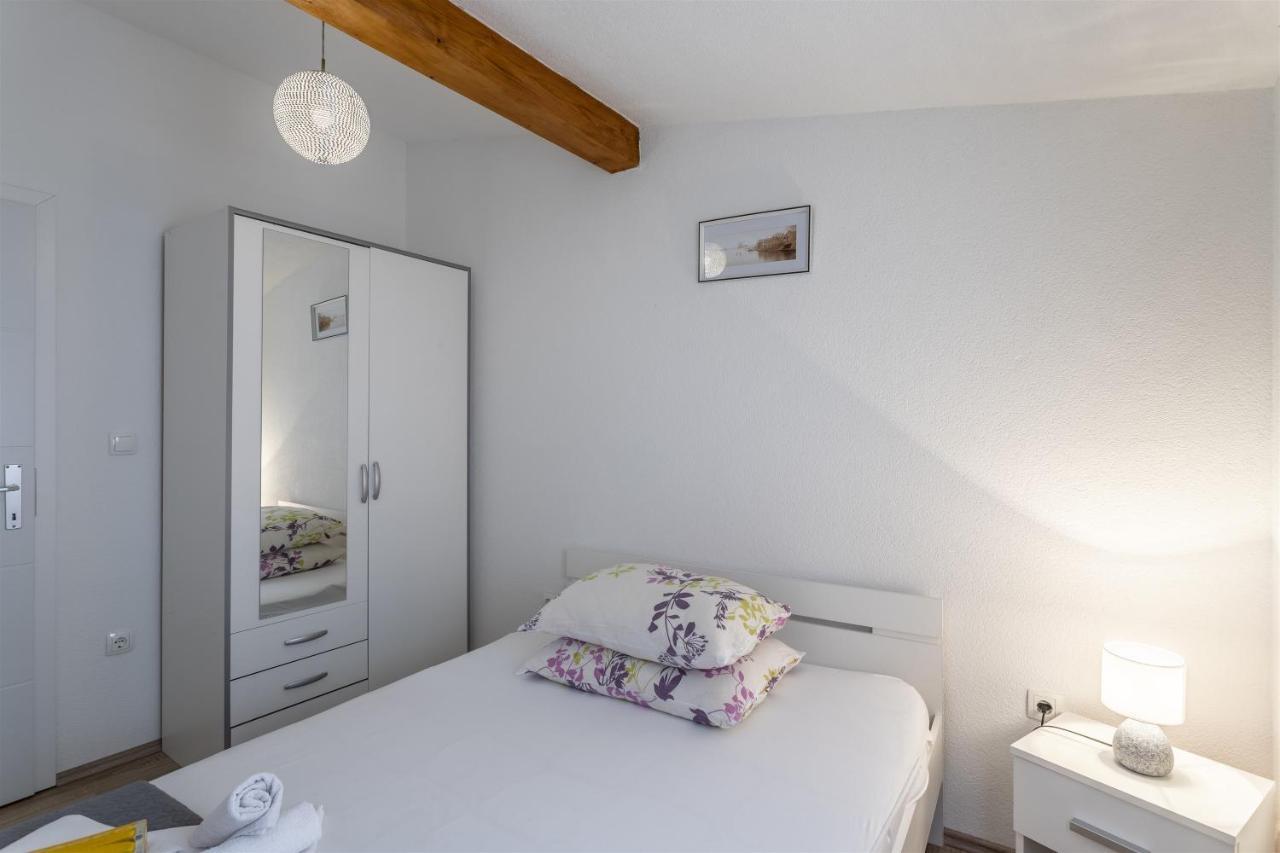 Holiday Home Dijamant Kucice Ngoại thất bức ảnh