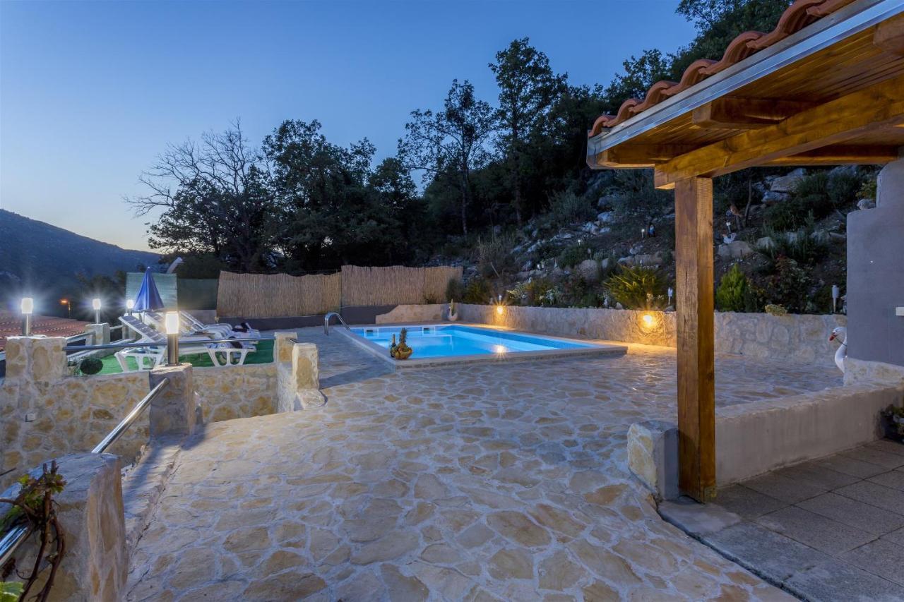 Holiday Home Dijamant Kucice Ngoại thất bức ảnh