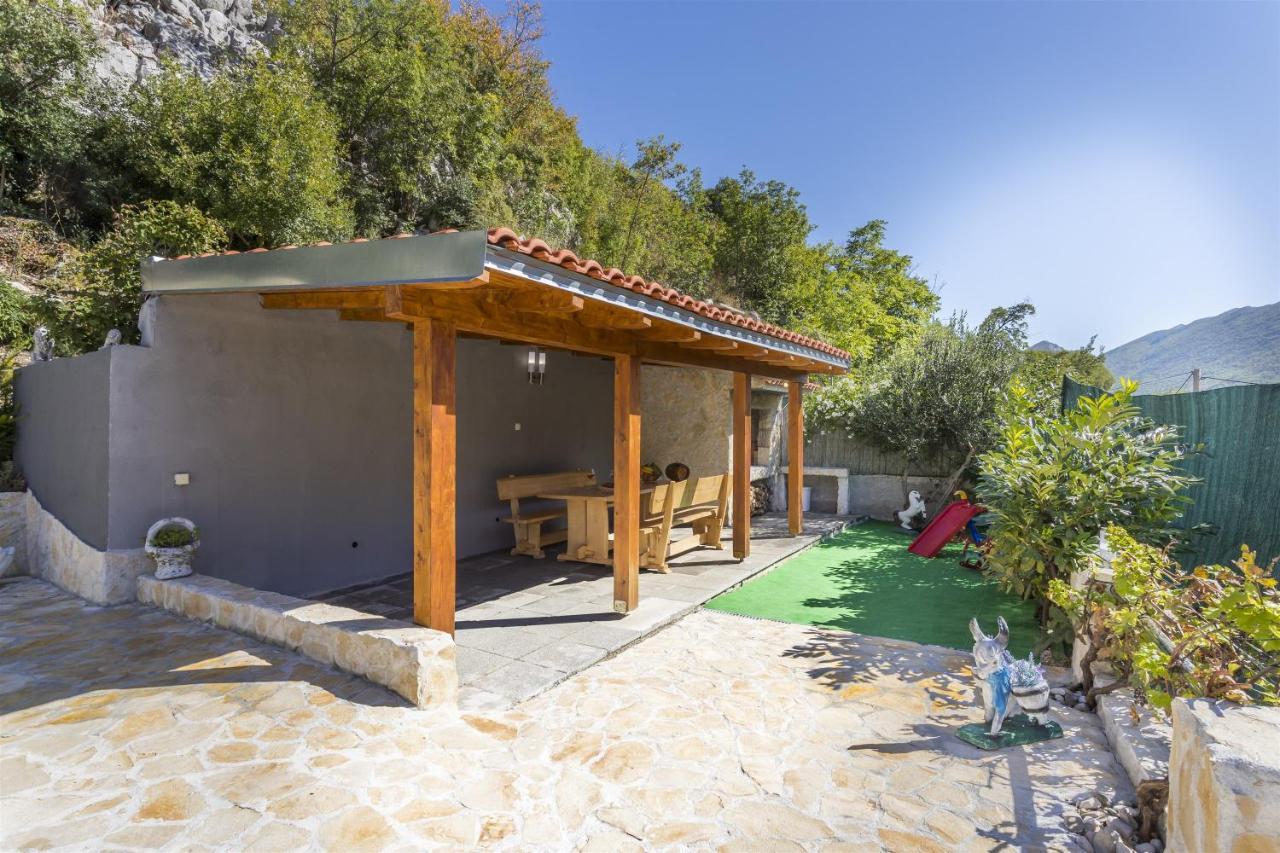 Holiday Home Dijamant Kucice Ngoại thất bức ảnh